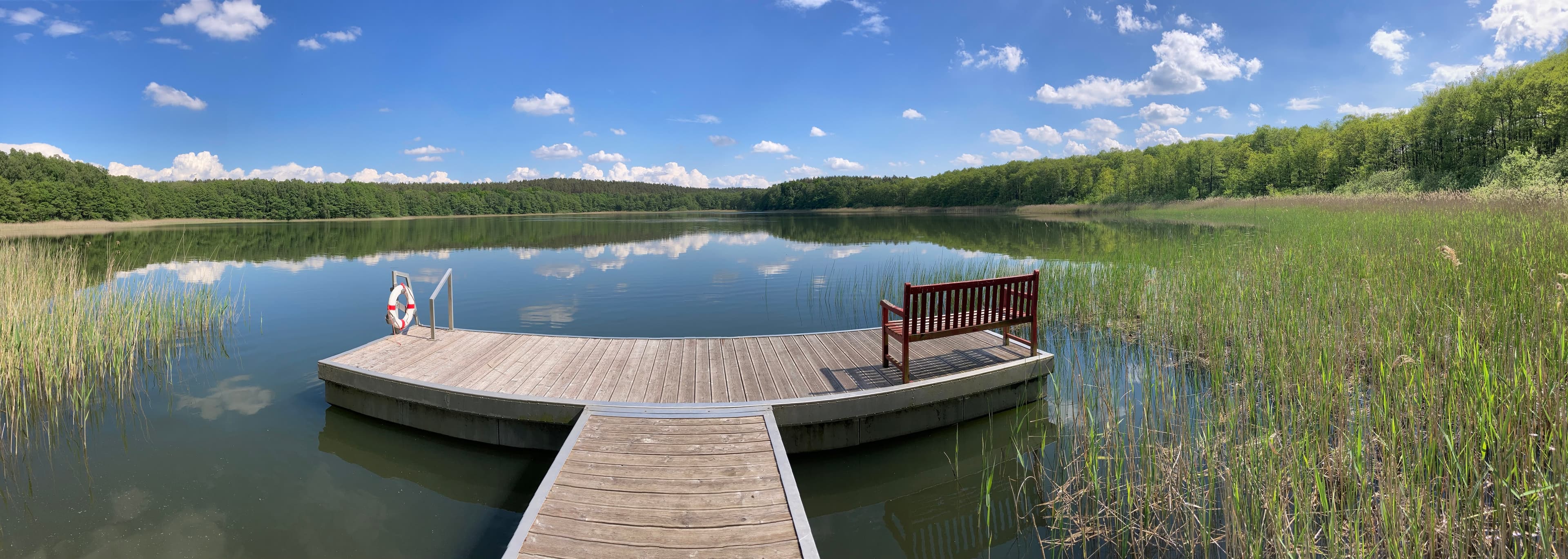 Havel Alm Kratzeburg | Badestrand mit Steg am Dambecker See